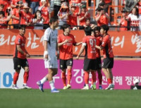 강원FC, 3경기 무패 행진…김천 원정서 선두권 도전